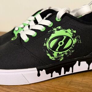 Heelys Black and Neon Green Kids Sneakers